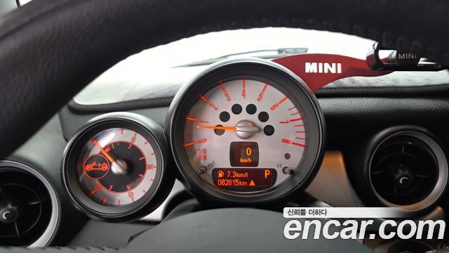 Mini Cooper Convertible 2014 — photo 8