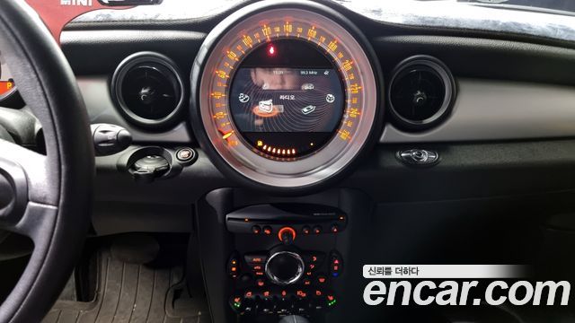 Mini Cooper Convertible 2014 — photo 14