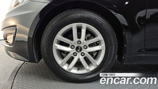 Kia K5 2013 — photo 5