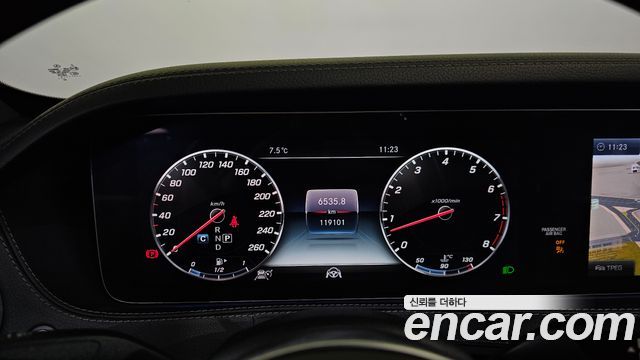 Mercedes-Benz S-Class 2018 — photo 8