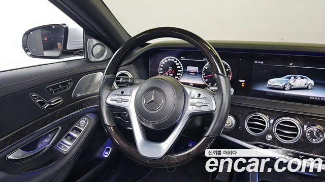 Mercedes-Benz S-Class 2018 — photo 13