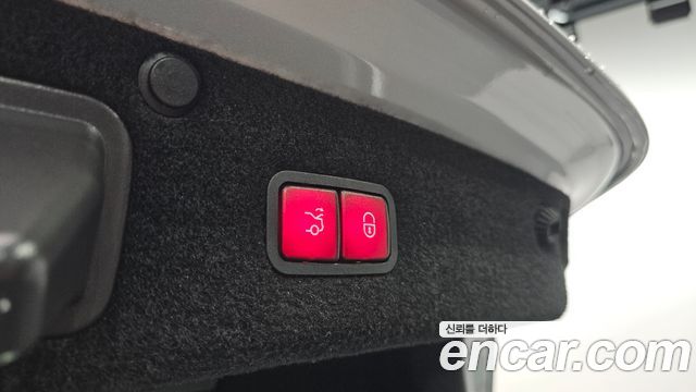 Mercedes-Benz S-Class 2018 — photo 18