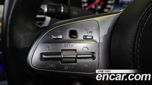 Mercedes-Benz S-Class 2018 — photo 20
