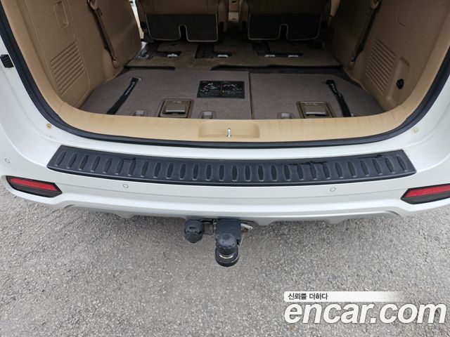 Kia Canival 2019 — photo 17