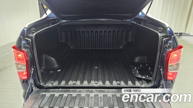 KG Mobility Rexton 2018 — photo 20