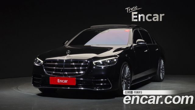Mercedes-Benz S-Class 2024 — photo 1