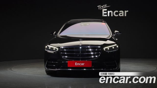 Mercedes-Benz S-Class 2024 — photo 3
