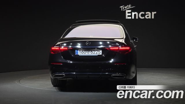 Mercedes-Benz S-Class 2024 — photo 4