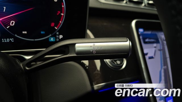 Mercedes-Benz S-Class 2024 — photo 9