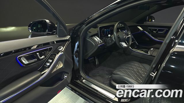 Mercedes-Benz S-Class 2024 — photo 10