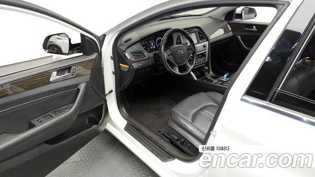 Hyundai Sonata 2015 — photo 11