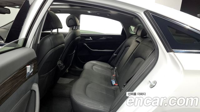 Hyundai Sonata 2015 — photo 12