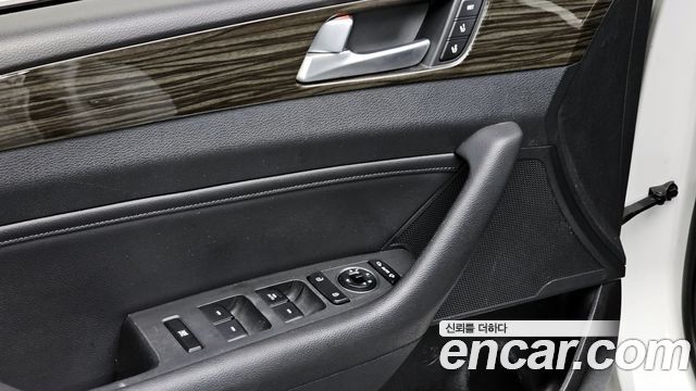 Hyundai Sonata 2015 — photo 18