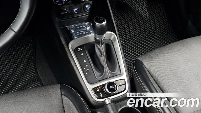 Hyundai Venue 2020 — photo 9