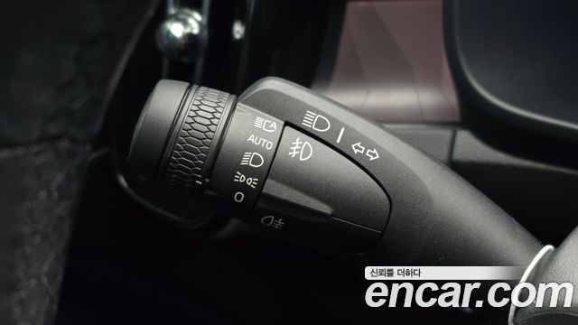 Volvo XC40 2024 — photo 17