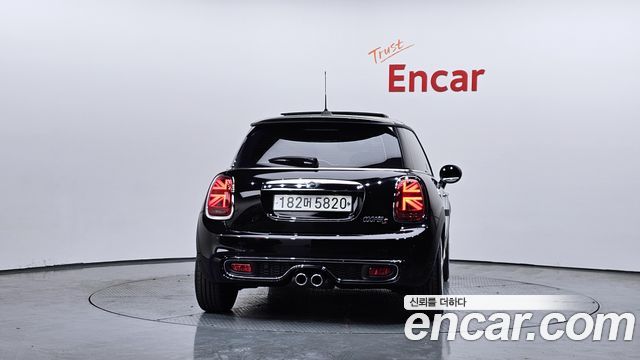 Mini Cooper 2020 — photo 4