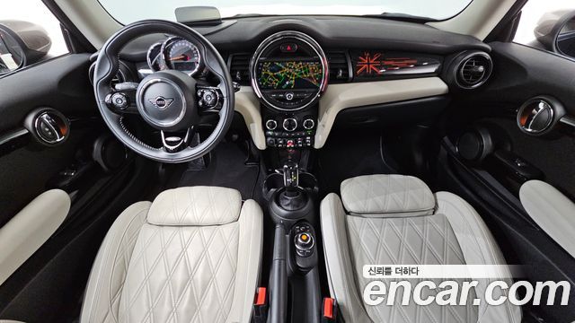 Mini Cooper 2020 — photo 7