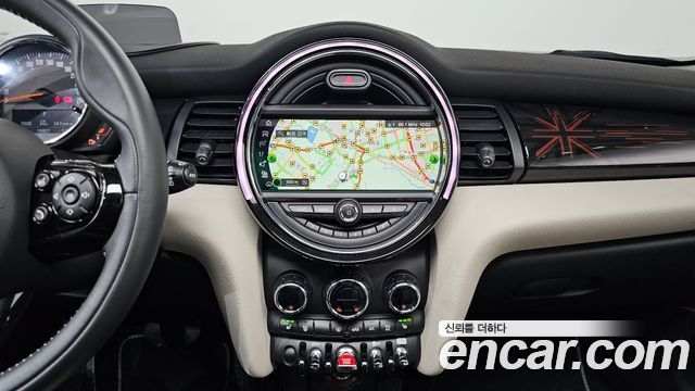 Mini Cooper 2020 — photo 14