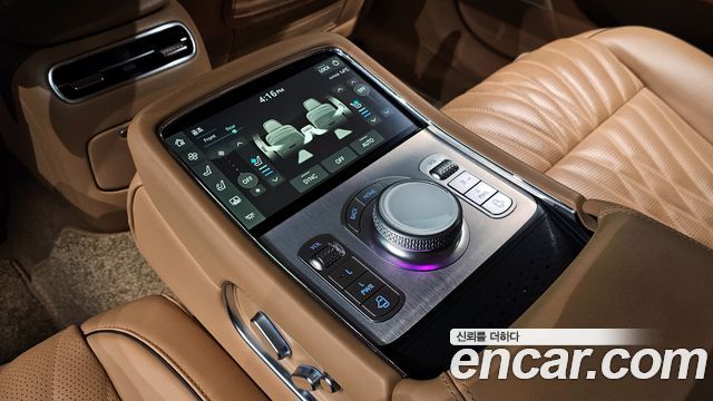 Genesis G90 2023 — photo 9