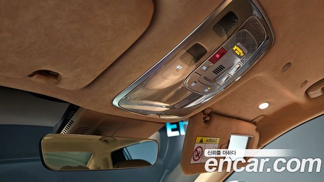 Genesis G90 2023 — photo 20