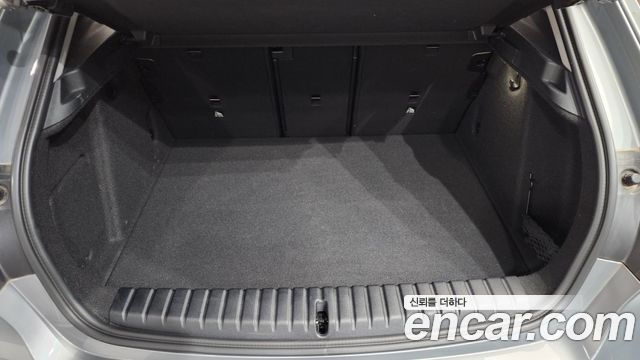 BMW 1-Series 2023 — photo 20