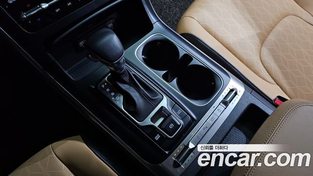 Kia Canival 2022 — photo 9