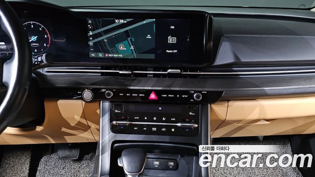 Kia Canival 2022 — photo 16