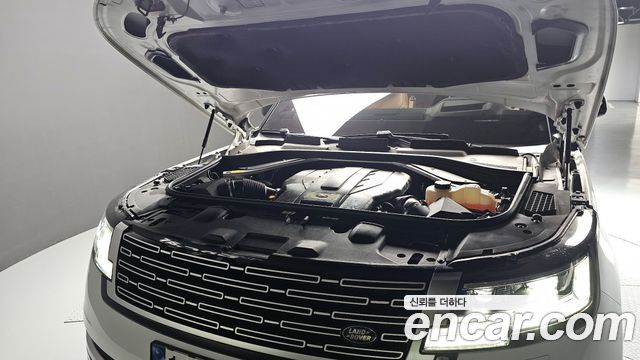 Land Rover Range Rover 2023 — photo 6