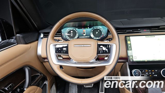 Land Rover Range Rover 2023 — photo 13