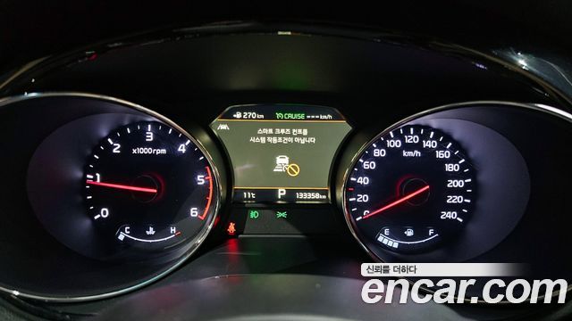 Kia Canival 2019 — photo 8