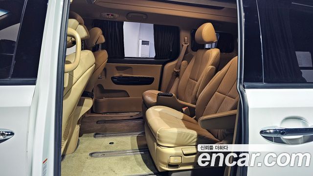 Kia Canival 2019 — photo 12