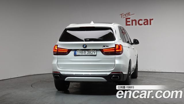 BMW X5 2018 — photo 4