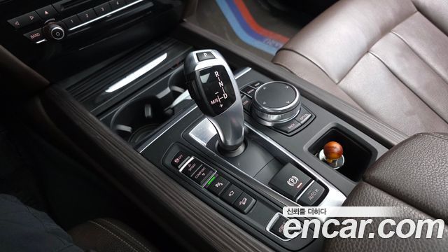 BMW X5 2018 — photo 9