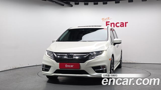 Honda Odyssey 2018 — photo 3