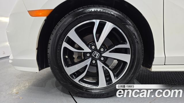 Honda Odyssey 2018 — photo 5