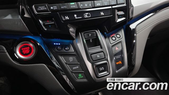 Honda Odyssey 2018 — photo 9