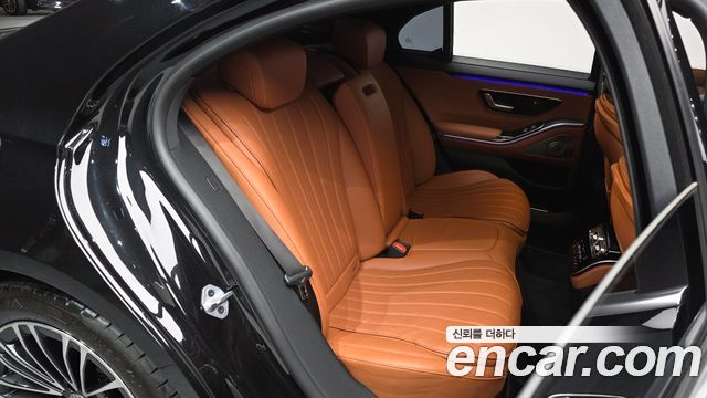Mercedes-Benz S-Class 2022 — photo 11