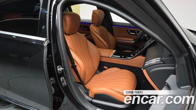 Mercedes-Benz S-Class 2022 — photo 12