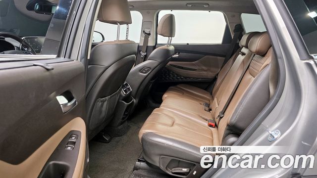 Hyundai Santafe 2019 — photo 13