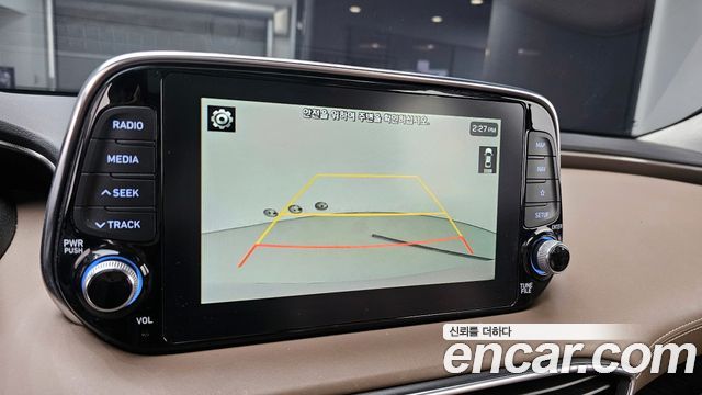 Hyundai Santafe 2019 — photo 16