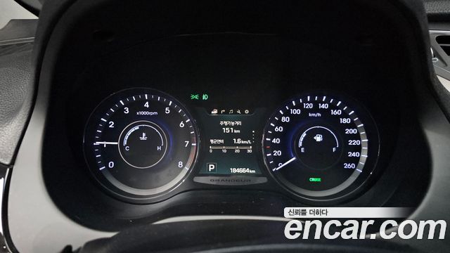 Hyundai Grandeur 2016 — photo 8