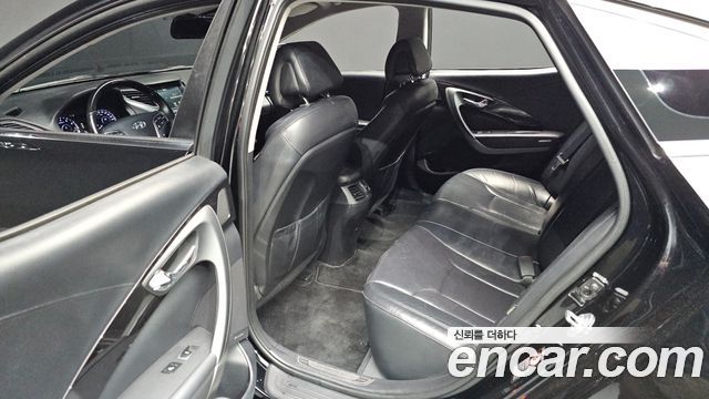Hyundai Grandeur 2016 — photo 13