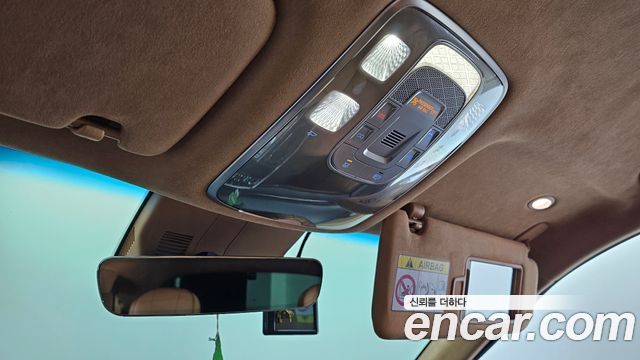 Genesis GV80 2022 — photo 17