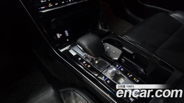 Kia K7 2020 — photo 9