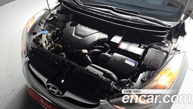 Hyundai AVANTE 2013 — photo 6