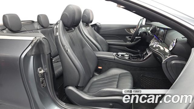 Mercedes-Benz E-Class 2020 — photo 11