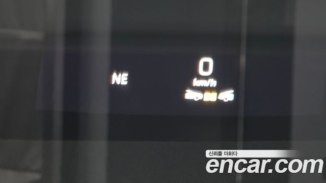 Mercedes-Benz E-Class 2020 — photo 14