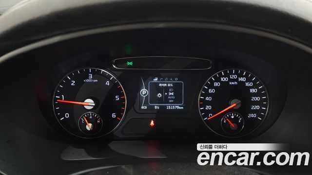 Kia Sorento 2016 — photo 8