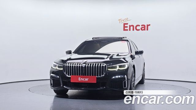 BMW 7-Series 2021 — photo 3