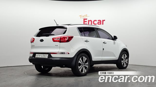 Kia Sportage 2011 — photo 2